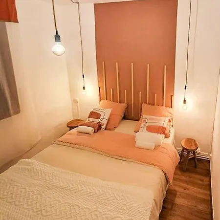 Charmant T2 Atypique, Renove, Confortable Beziers Exterior photo